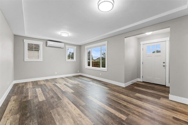 Photo - South D Street