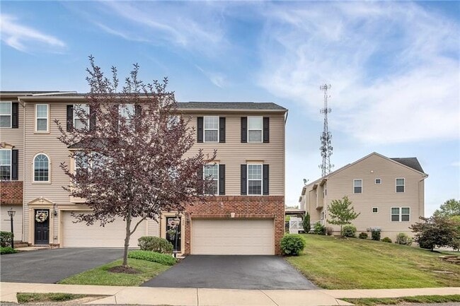 Building Photo - 356 Sunrise Dr