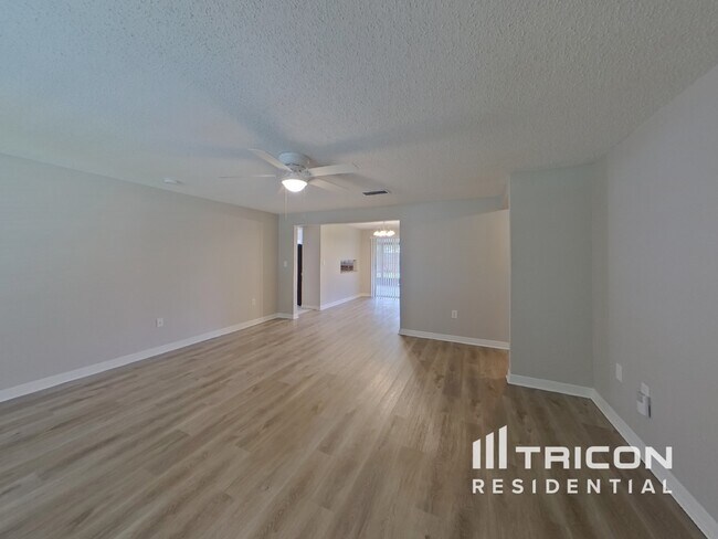 Photo - 6521 Bonnie Bay Cir N