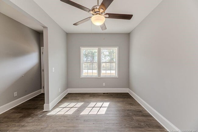 Photo - 533 Stadium Dr