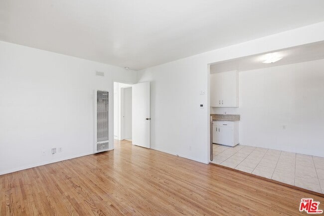 2544 Thurman Ave.