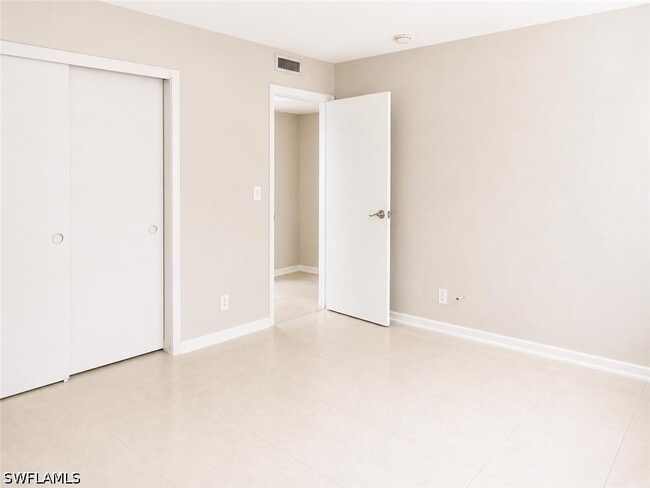 5410 16th Pl SW Unit B-1