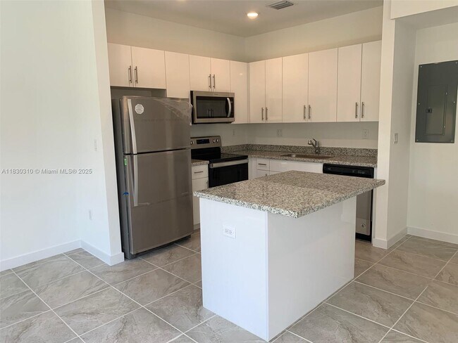 Photo - 25338 SW 135th Ave