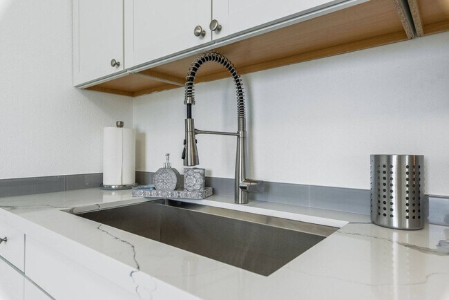 612 S 18th St Unit SI ID1045868P