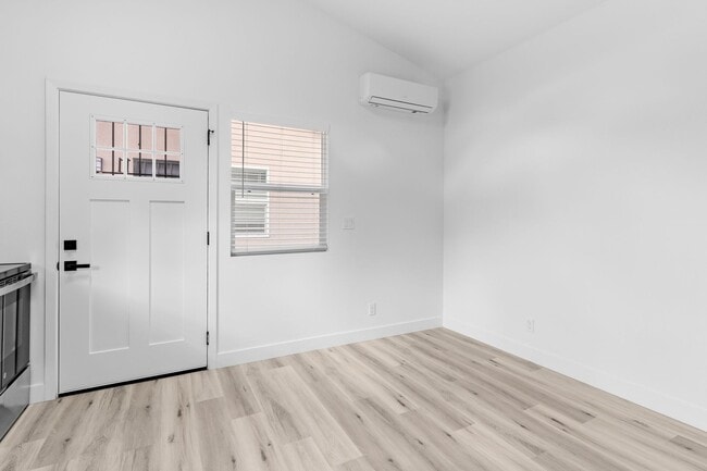 12602 Kensington Ln Unit 12