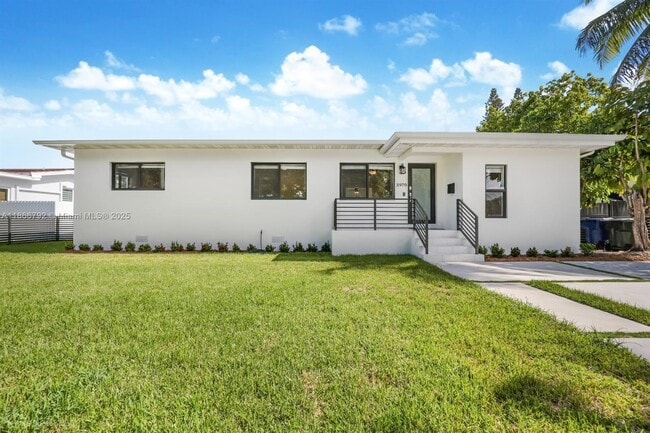 Building Photo - 5970 SW 16th St Rental