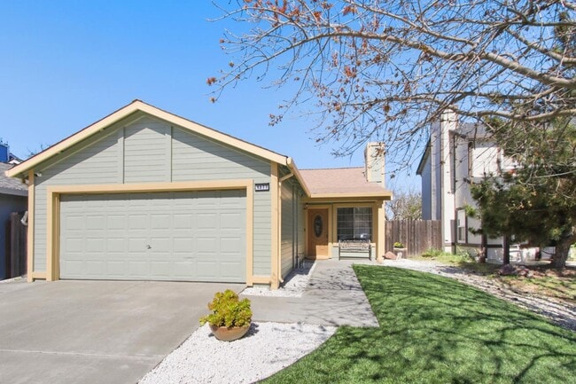 Building Photo - Charming 3 Bed / 2 Bath Home in Woodland