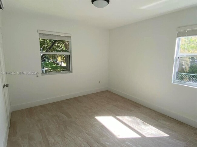 Photo - 11 Sidonia Ave