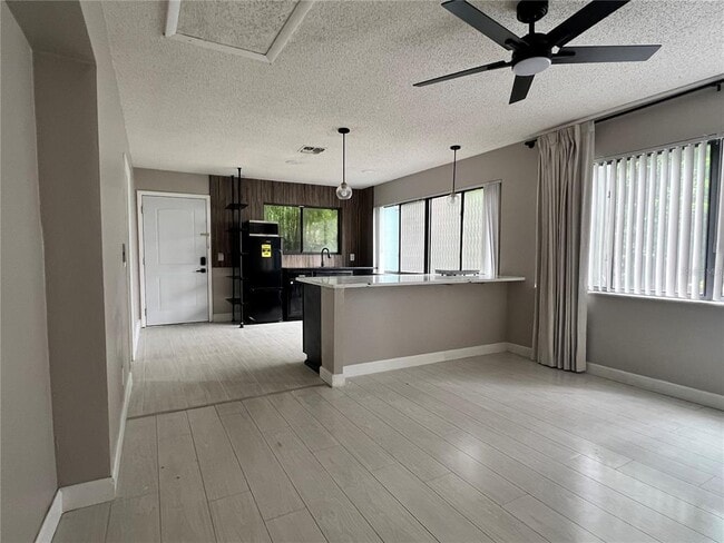 Photo - 10648 Larissa St Unit B