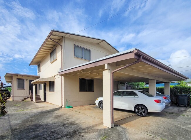 Building Photo - Ground Floor Rental in Kalihi - 1BR / 1Bath / 1Pkg