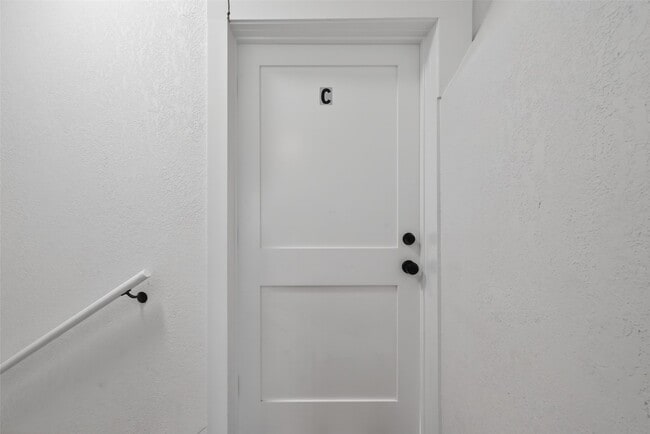 Photo - 2202 Hutchins St Unit C