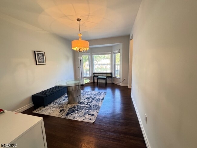 Photo - 432 Jarrard St