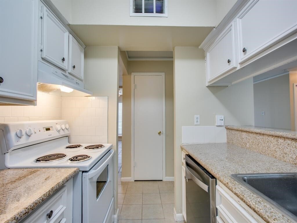 Photo - 2605 Marilee Ln