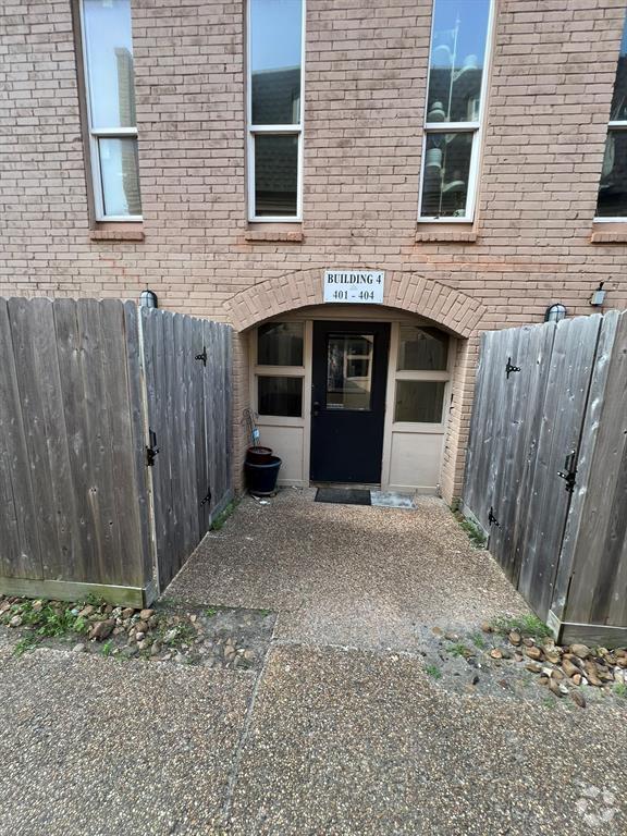 Building Photo - 215 Postoffice St Unit 403 Rental