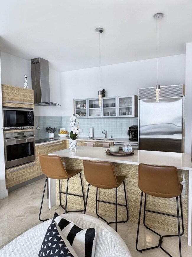 Photo - 2020 N Bayshore Dr