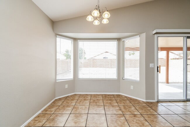 Photo - 1702 W Jupiter Way