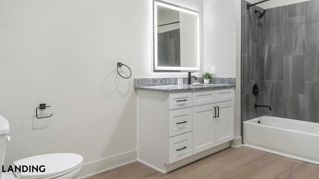 Photo - 49 Boulevard SE Unidad D-543