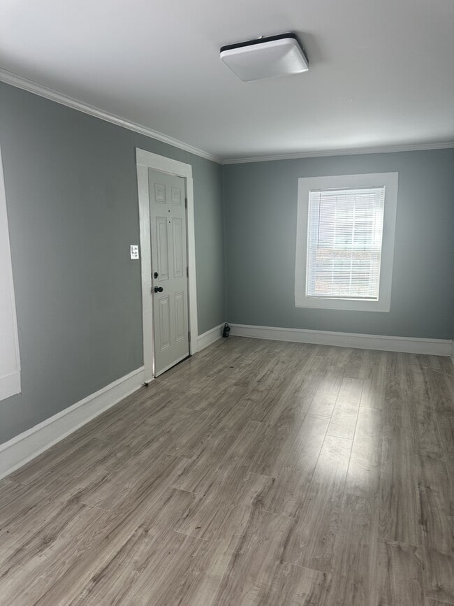 Photo - 105 Cabin St