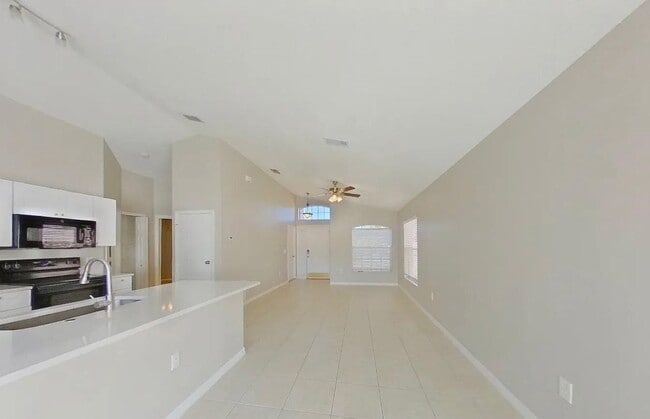 Photo - 2412 Cedarfield Ln