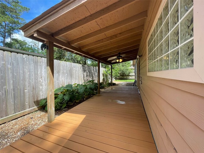 Photo - 3602 Chapel Square Dr