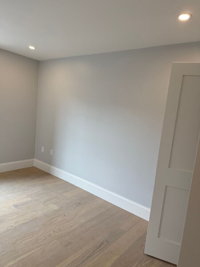 Photo - BRAND NEW 2 BED 2 BATH UNIT!!!!