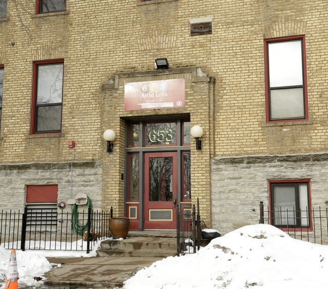 653 Artist Lofts