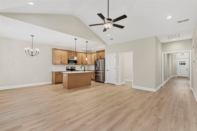 Photo - 1156 Shallowford St