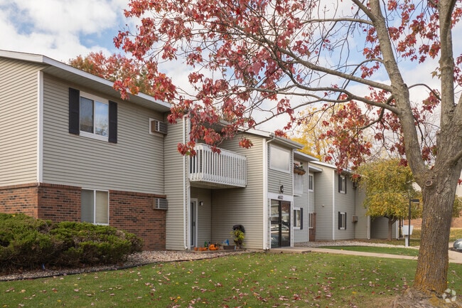 Maple Brooke Apartments