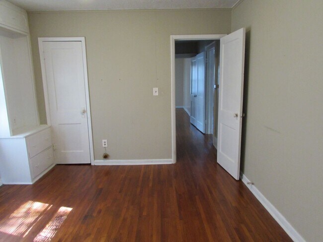 Photo - Charming home and It's close to TU, Cherry...