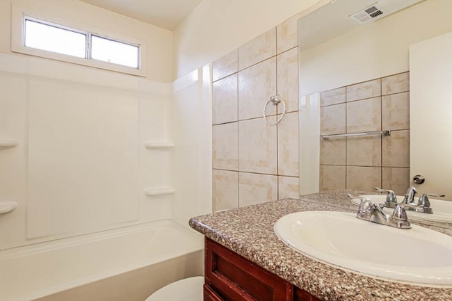 Photo - 6045-6S42 S 42nd St