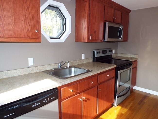 Photo - 60 Alpine Pl