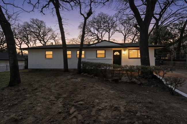 Photo - Charming 3-Bed Near TCU