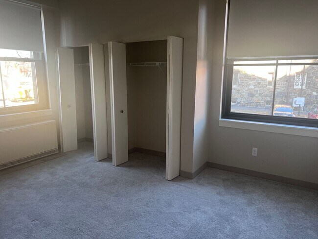 Photo - APT Correlative Housing - The Coolidge