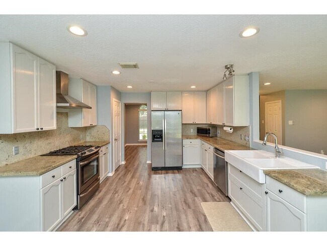 Photo - 6111 Dove Fern Ct