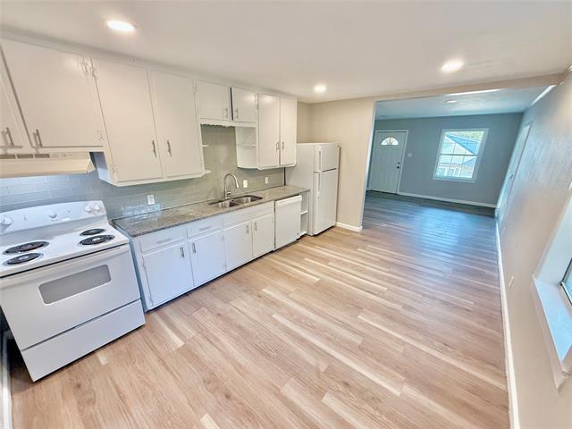 Photo - 428 E Elm St