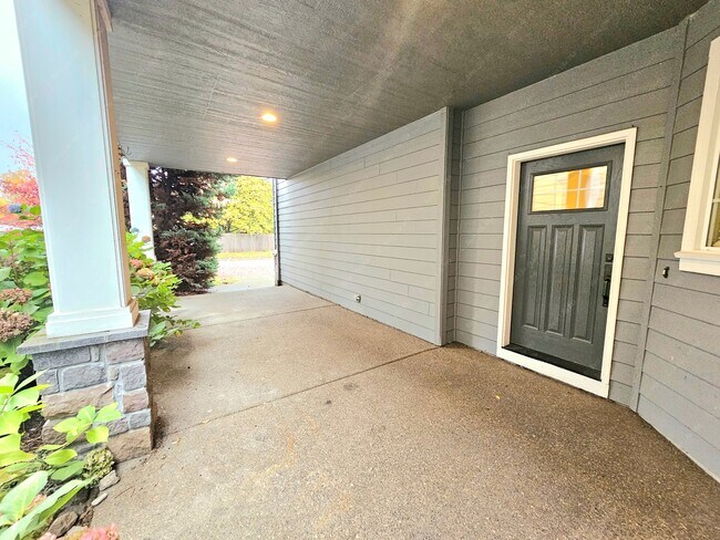 Photo - 18421 Brookside Rd