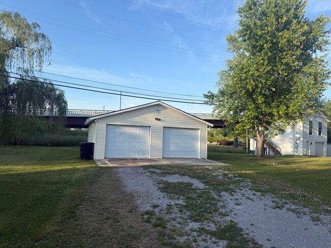 Photo - 109 Meadowbrook St