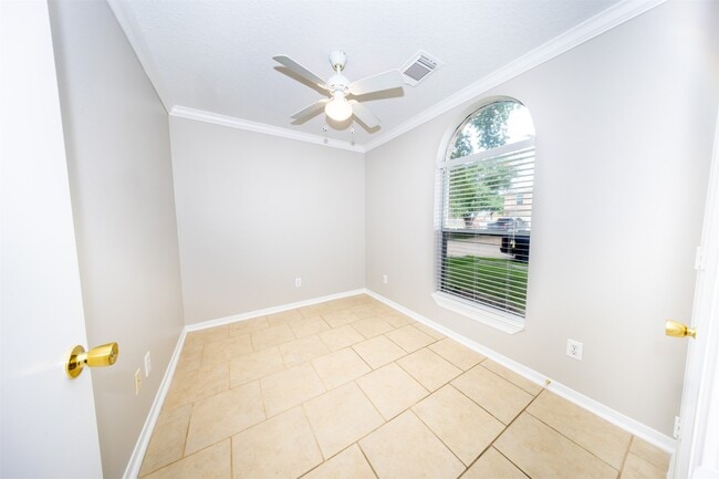 Photo - 15406 Apple Bloom Way