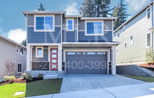 Building Photo - Nearly New Scenic Hill Home with Spacious ...