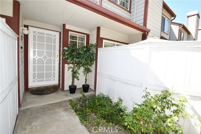 Building Photo - 730 255th St W Unit H
