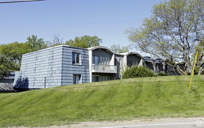 Cedar Ridge Apartments - Cedar Ridge Apartments