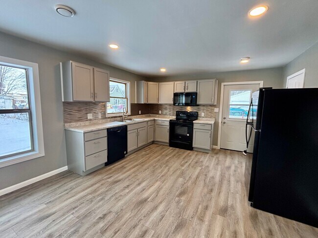 Photo - 2009 W 2nd St Unit 1