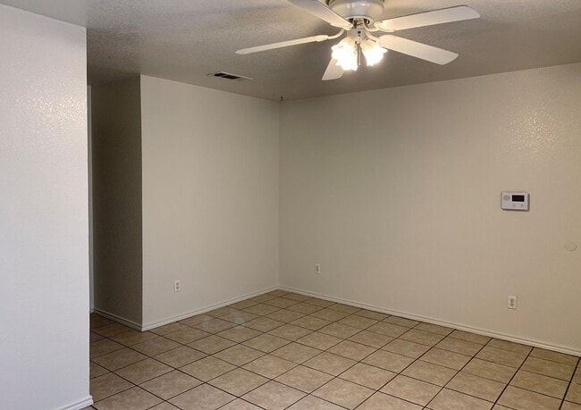Photo - 1708 Benttree Dr Unidad Apt 1