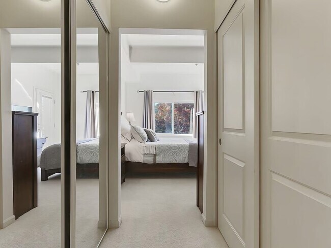 Photo - 400 N Richmond St Unidad 214