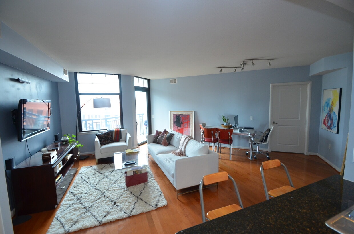 Photo - 1021 N Garfield St (Arlington, VA)