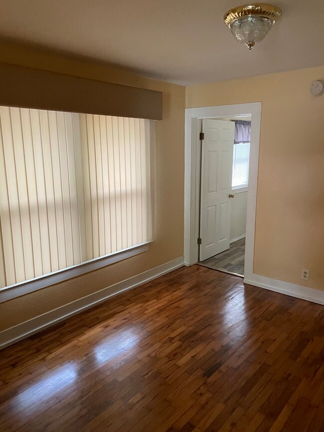 Photo - 1013 Hobson Ave