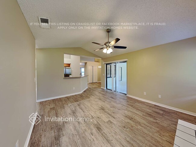 Photo - 20209 Macon Pkwy