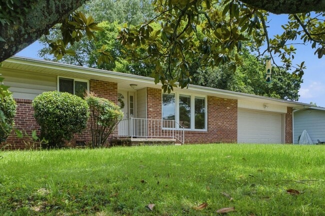 Photo - 4727 Briarwood Dr