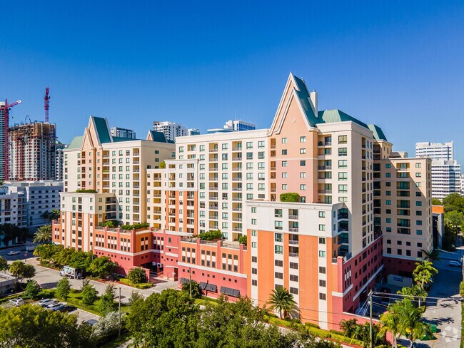 Photo - Waverly at Las Olas