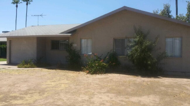 Photo - 415 E Pegasus Dr